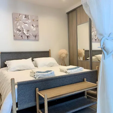 Les Prairies De L'encreme Daire *