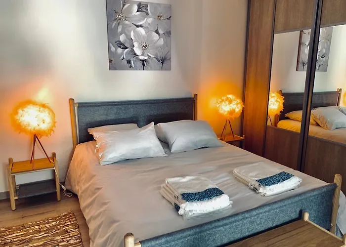 Les Prairies De L'encreme *